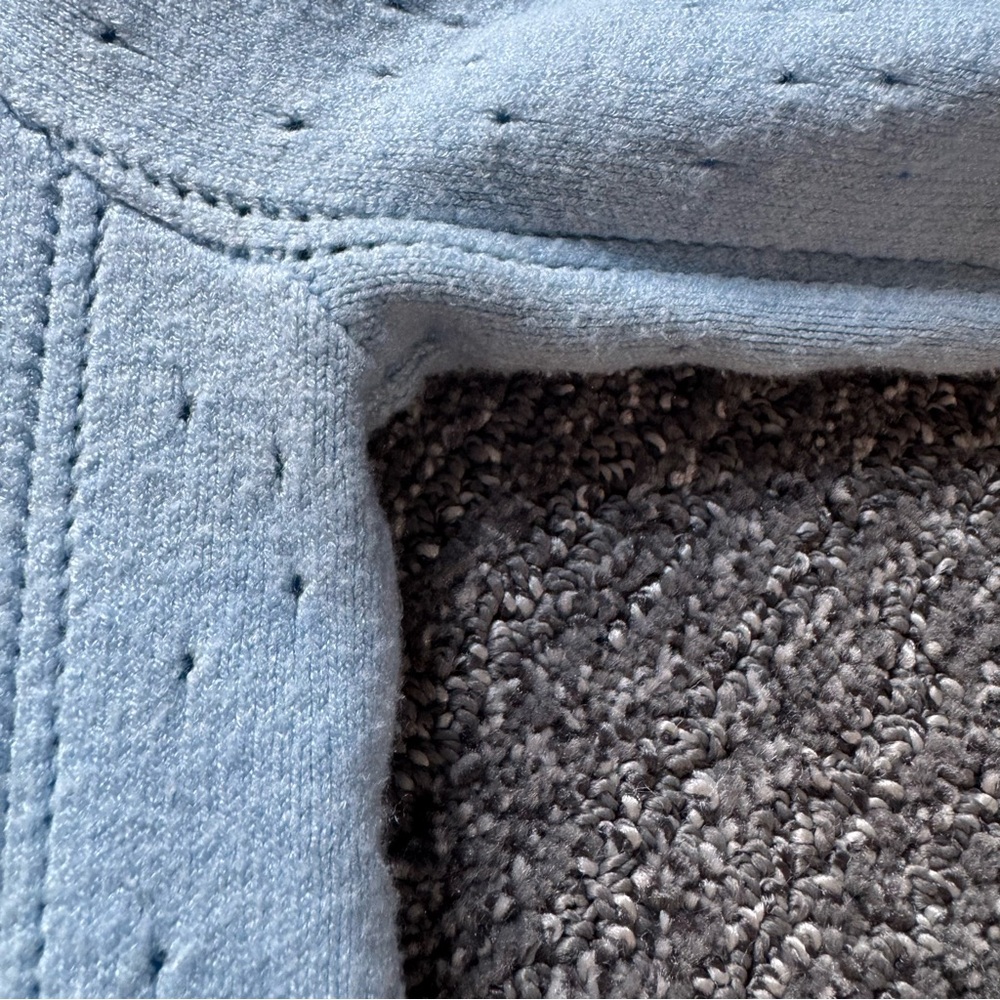 Elegant Sky Blue Crew Neck Sweater Sz L Short Sleeve Classic Casual Comfy Eyelet - Picture 5 of 9